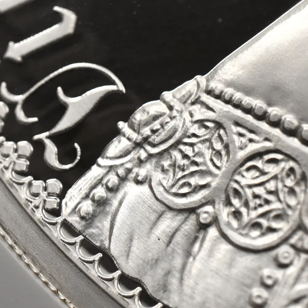 モダンコイン11：7130 イギリス 2021 エリザベス2世 ゴチッククラウン・ポートレート 500ポンド１キロ銀貨 NGC PF69UC 箱付き