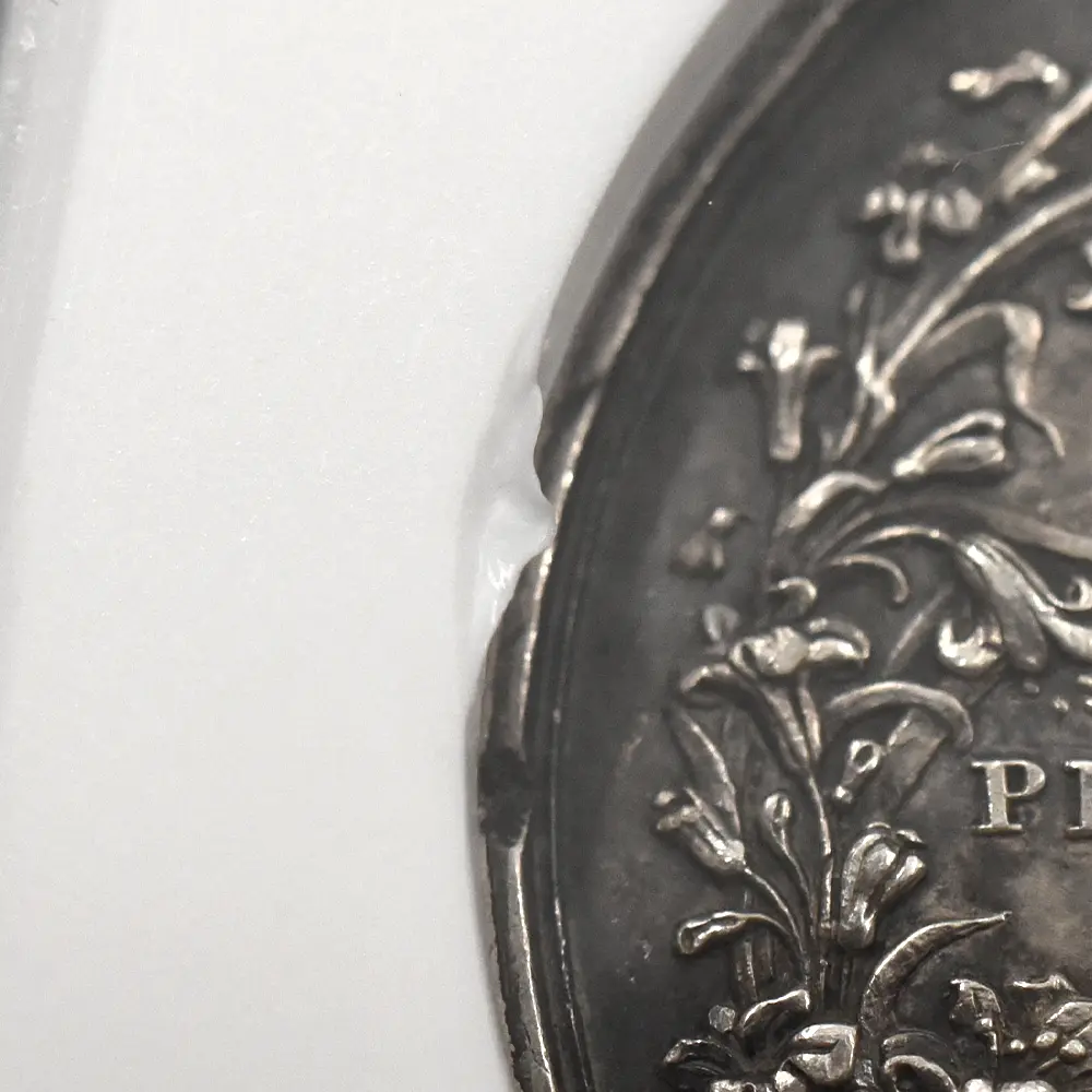 メダル12：7135 イギリス 1837 ヴィクトリア女王 即位記念 銀メダル NGC AU55 BHM-1745A