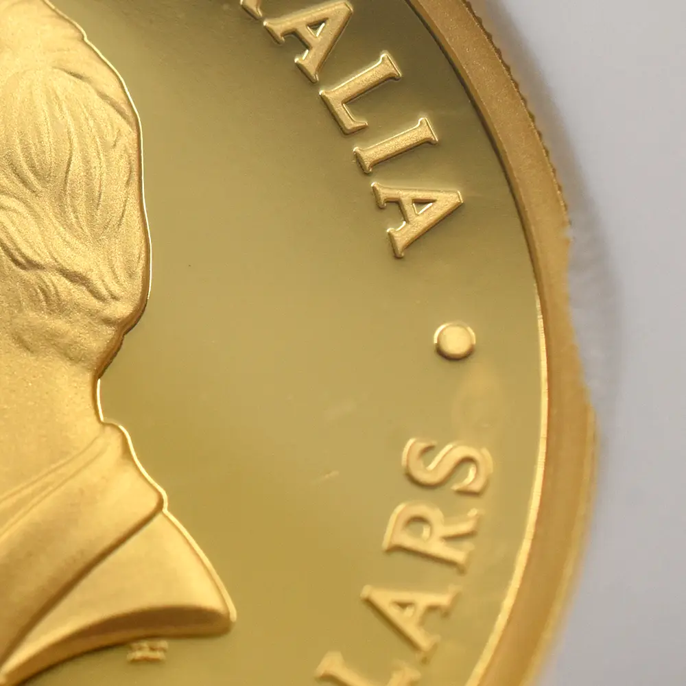 モダンコイン15：7138 オーストラリア 2026 エリザベス2世 生誕100周年記念 ハイレリーフ 200ドル 2オンス金貨 発行即日鑑定品 NGC PF70UC 箱付き