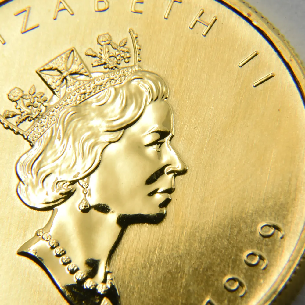 地金型8：4421 カナダ 1999 エリザベス2世 メイプルリーフ 50ドル 1オンス 地金型金貨 【1枚】 (コインケース付き)
