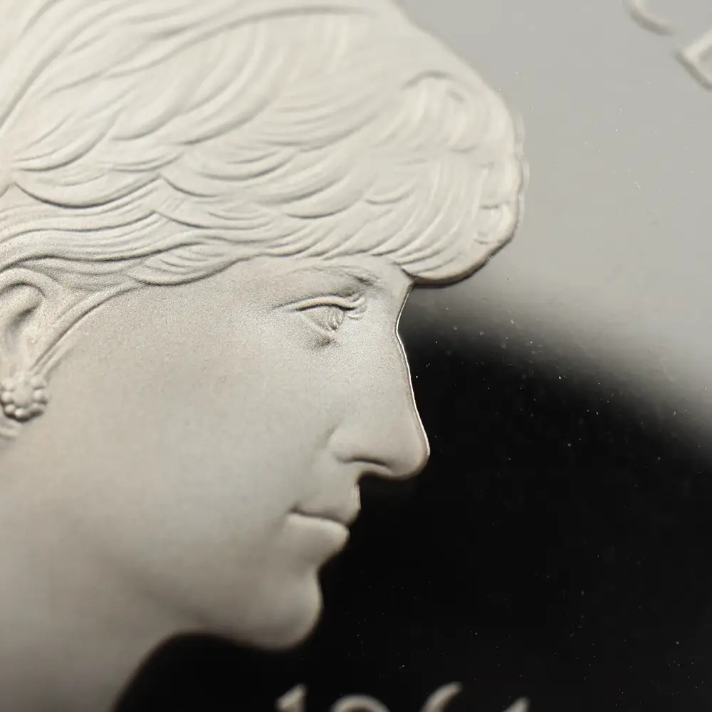 モダンコイン10：4423 1999 エリザベス2世 ダイアナ妃追悼記念 5ポンド銀貨 NGC PF69UC 箱付き