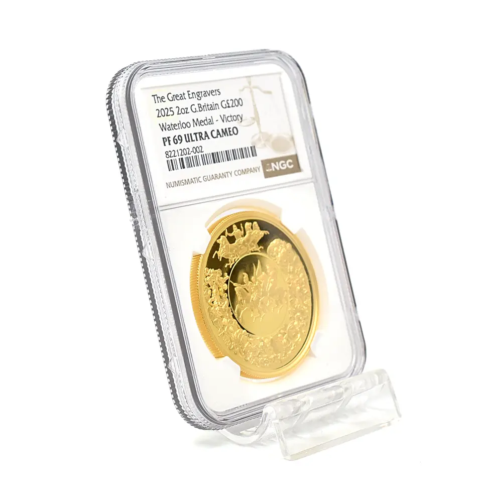 モダンコイン6：5915 2025 チャールズ3世 ワーテルロー・メダル - 勝利 200ポンド2オンス金貨 NGC PF69UC 箱付き