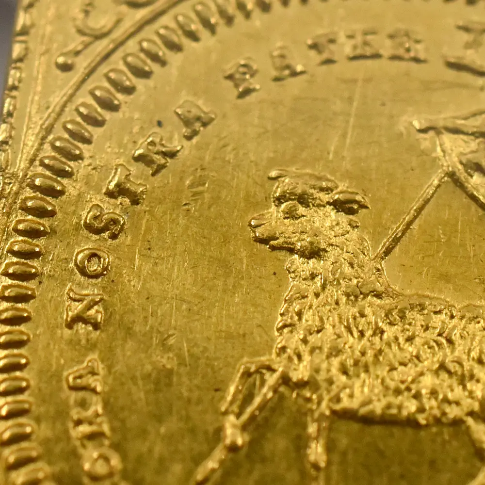 アンティークコイン7：5977 ドイツ ニュルンベルク 1700 神の子羊 ダカット クリッペ(四角)金貨 NGC UNC DETAILS FR-1886