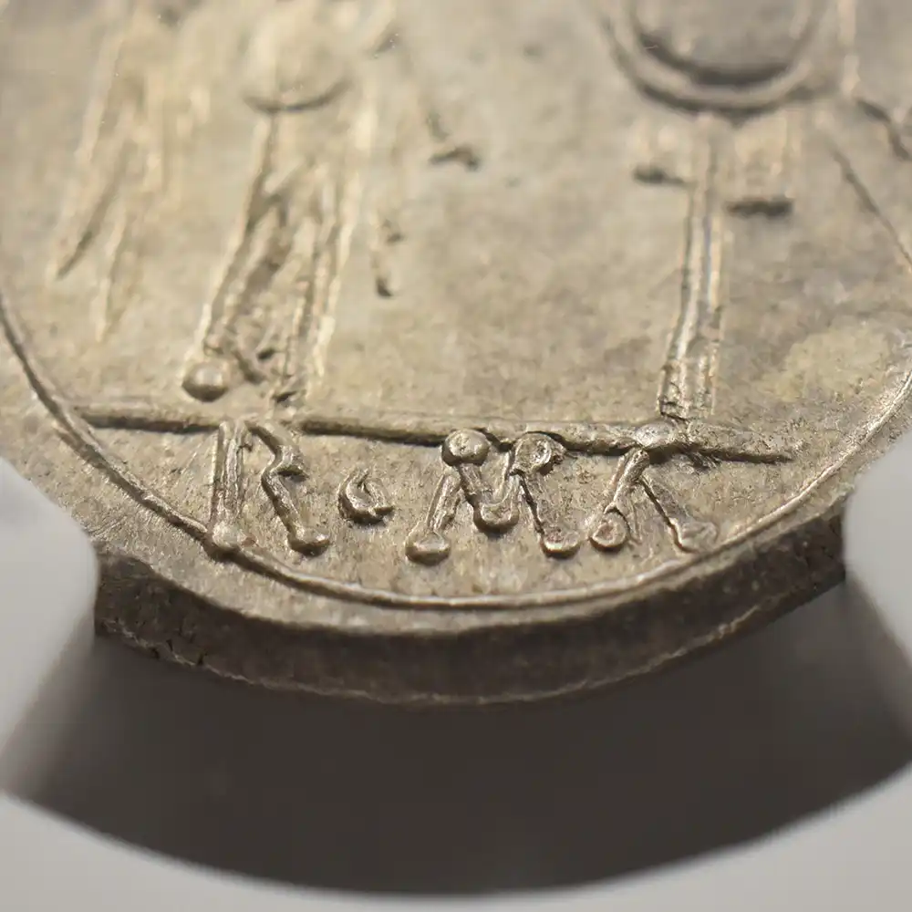 古代コイン12：5994 古代ローマ共和国 紀元前211-208 ジュピター 勝利の女神ニケ ヴィクトリアトゥス銀貨 NGC Ch MS Strike: 5/5 Surface: 5/5