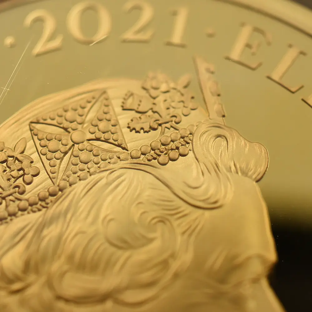 モダンコイン13：6017 2021 エリザベス2世 ゴチッククラウン・ポートレート 200ポンド2オンス金貨 プレーンエッジ ファーストリリース ロイヤルミント発行 NGC PF70UC 箱付き