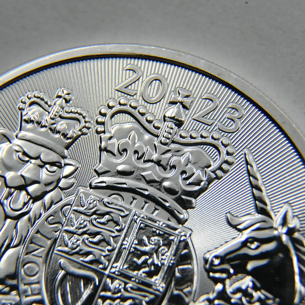 地金型6：3407 イギリス 2023 ロイヤルアームズ 2ポンド 1オンス 地金型銀貨 【1枚】 (コインケース付き)