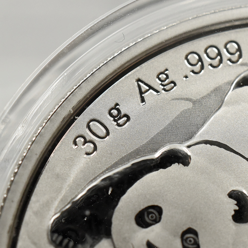 地金型8：1976 中国 2022 パンダ 10元 30g 銀貨 【1枚】 (コインケース付き)