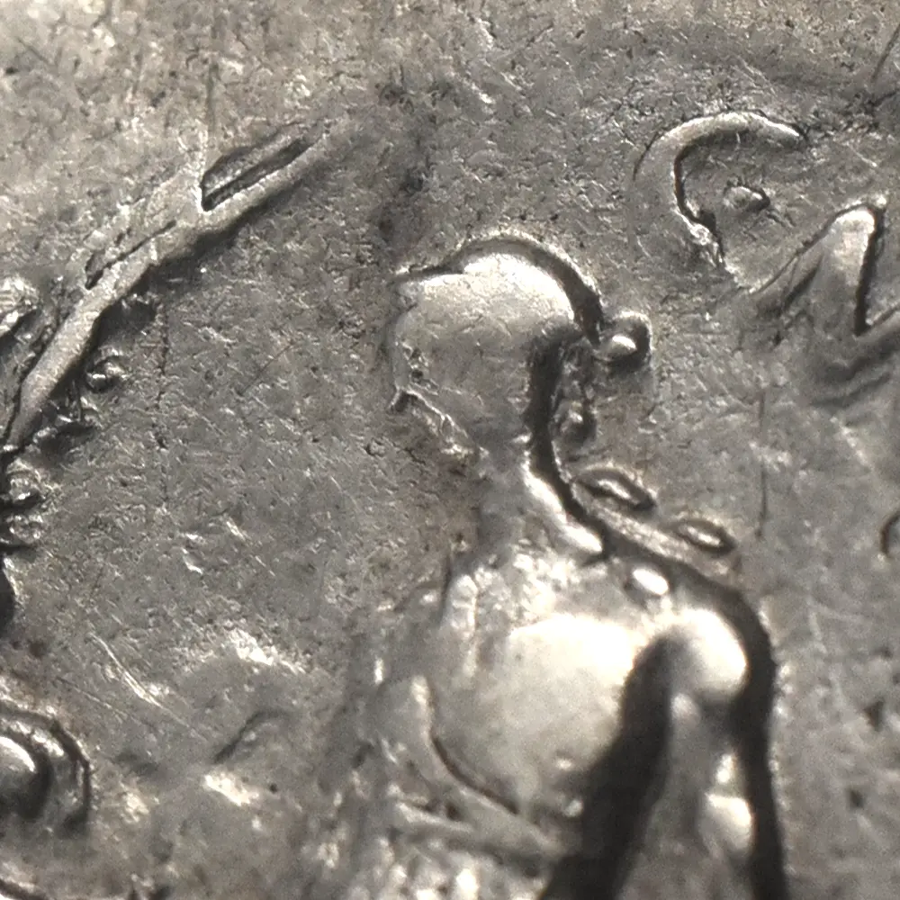 古代コイン11：6138 古代ローマ帝国 紀元前44年 カエサル デナリウス銀貨 NGC Ch VF Strike: 4/5 Surface: 2/5
