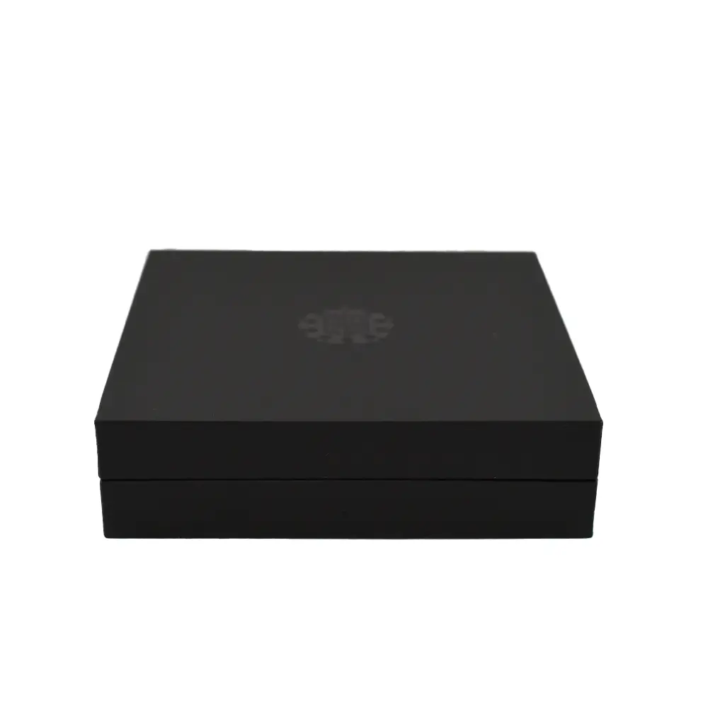 モダンコイン8：6162 2025 チャールズ3世 ロイヤルアームズ 5ポンド銀貨 ファーストリリース NGC PF70UC 箱付き