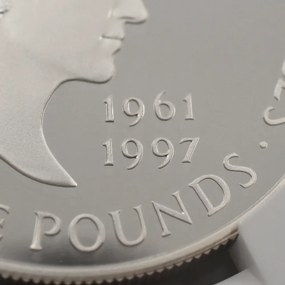 モダンコイン11:6182 1999 エリザベス2世 ダイアナ妃追悼記念 5ポンド銀貨 NGC PF69UC 箱付き