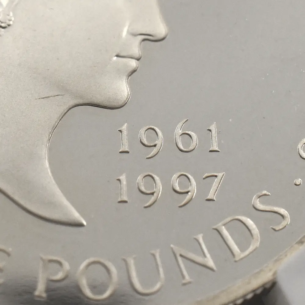 モダンコイン12：6183 1999 エリザベス2世 ダイアナ妃追悼記念 5ポンド銀貨 NGC PF69UC 箱付き