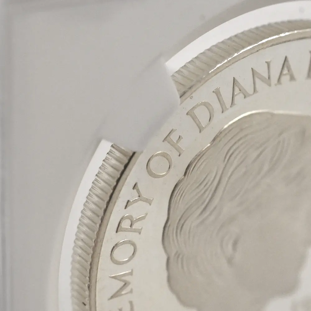 モダンコイン16：6183 1999 エリザベス2世 ダイアナ妃追悼記念 5ポンド銀貨 NGC PF69UC 箱付き