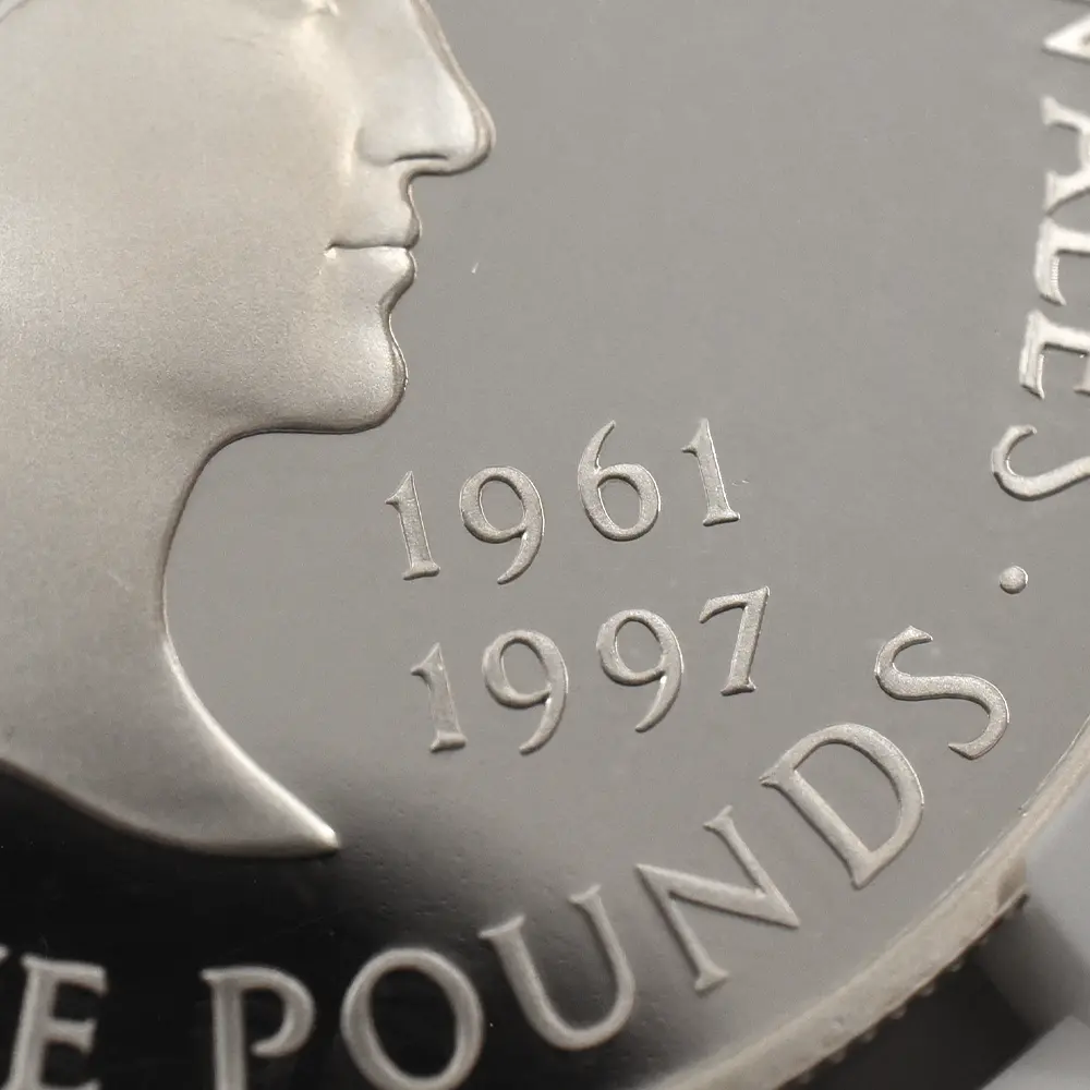 モダンコイン11：6184 1999 エリザベス2世 ダイアナ妃追悼記念 5ポンド銀貨 NGC PF69UC 箱付き