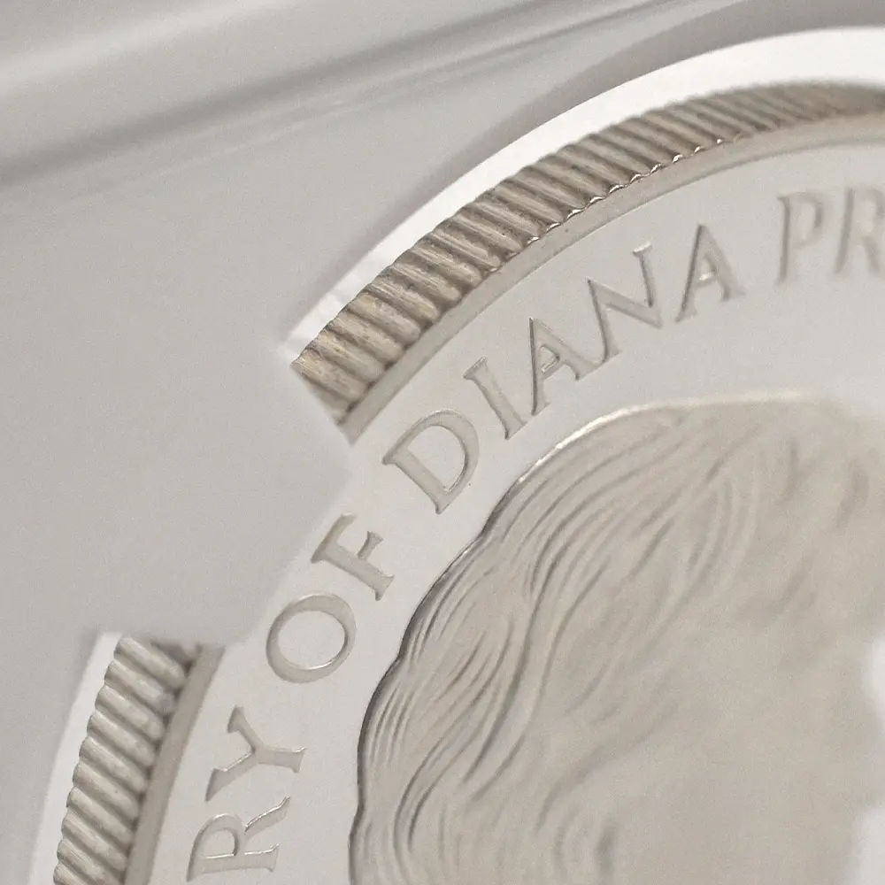 モダンコイン16：6184 1999 エリザベス2世 ダイアナ妃追悼記念 5ポンド銀貨 NGC PF69UC 箱付き