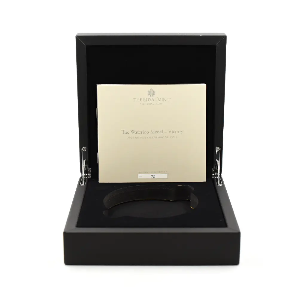モダンコイン8：6192 2025 チャールズ3世 ワーテルロー・メダル - 勝利 10ポンド10オンス銀貨 NGC PF70UC
