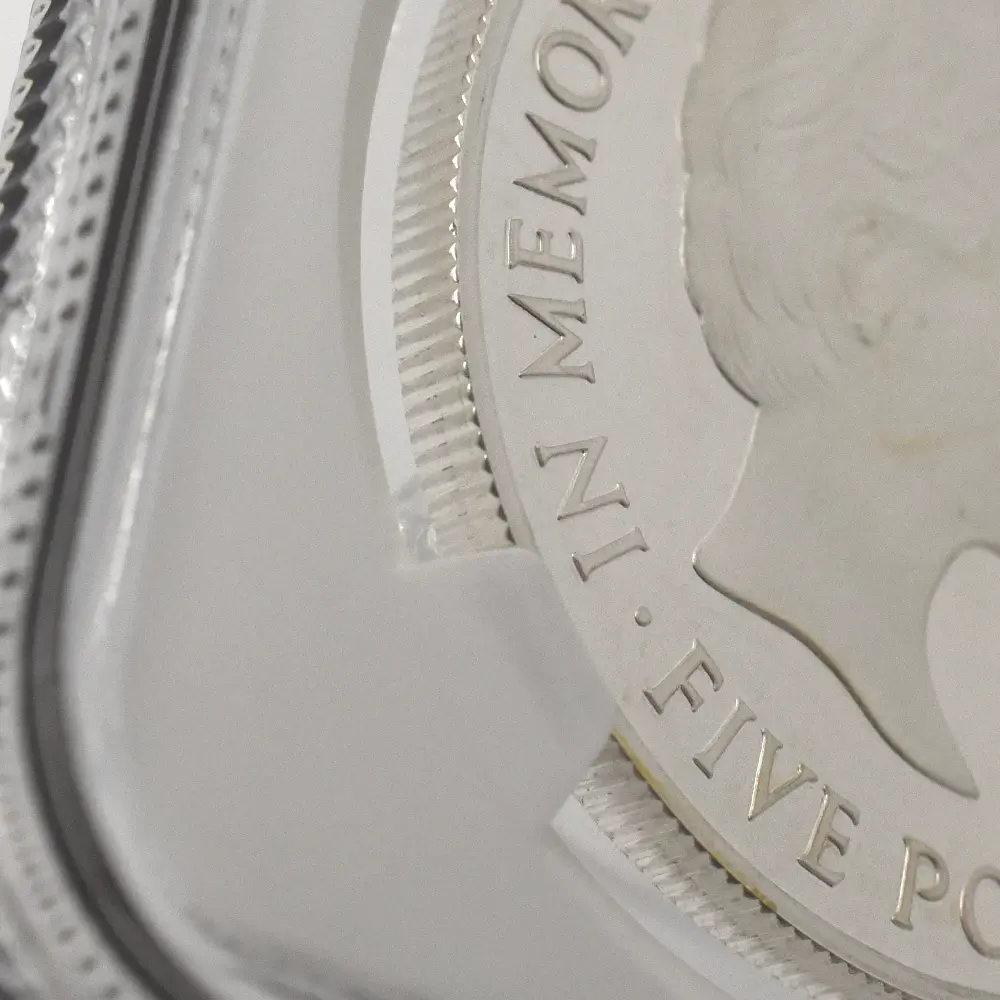 モダンコイン16:6199 1999 エリザベス2世 ダイアナ妃追悼記念 5ポンド銀貨 NGC PF69UC 箱付き