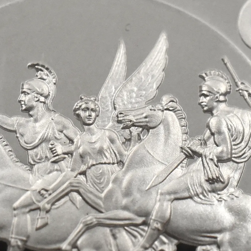 モダンコイン9:6209 2025 チャールズ3世 ワーテルロー・メダル - 勝利 5ポンド2オンス銀貨 発行即日鑑定品 NGC PF70UC 箱付き