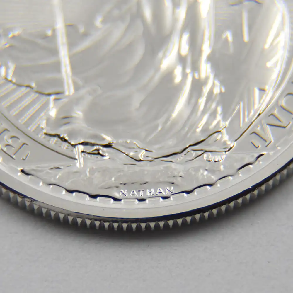 地金型6：745 2020 エリザベス2世 ブリタニア 100ポンド1オンス地金型プラチナ貨