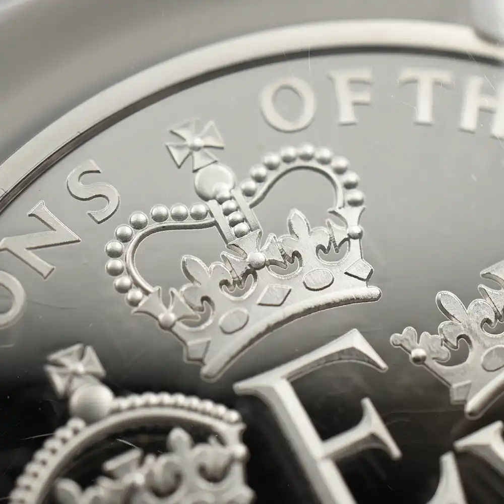 モダンコイン8：1573 2018 エリザベス2世 英国王室4世代祝福記念 5ポンド銀貨 アーリーリリース NGC PF70UC