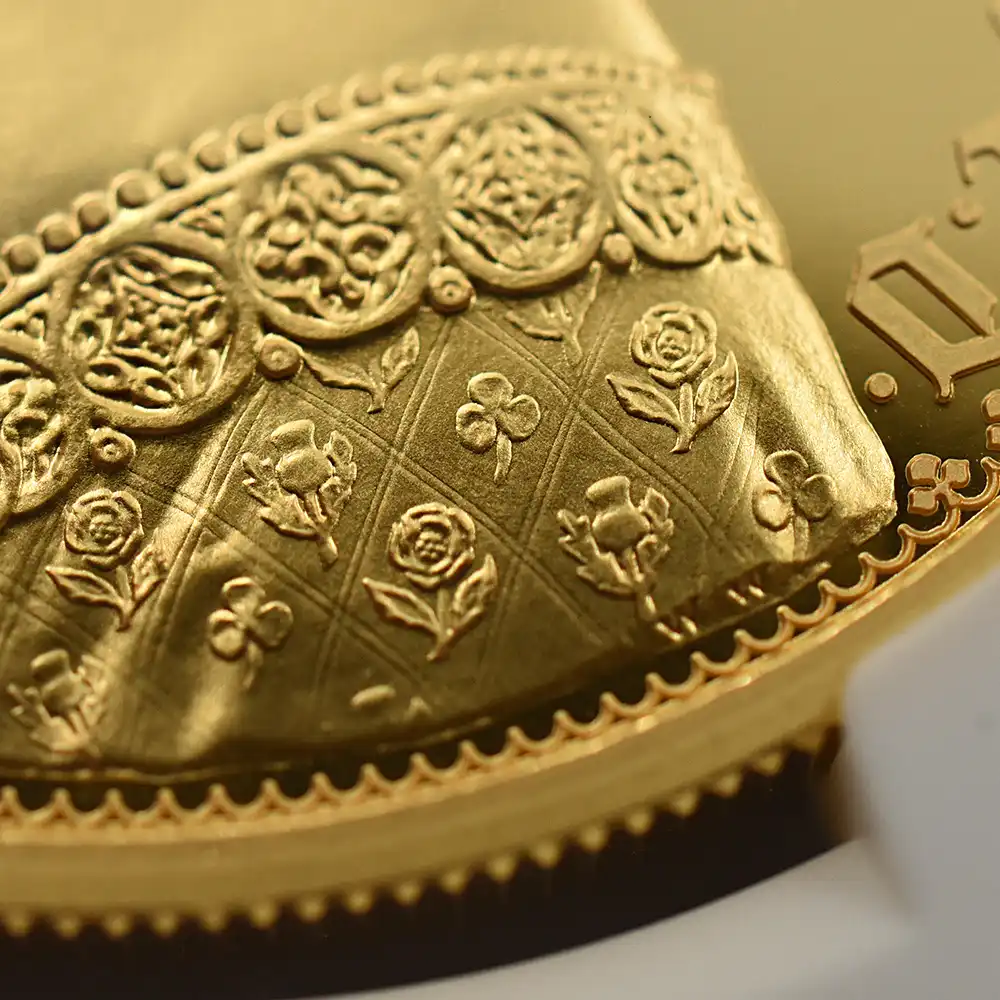モダンコイン13：1644 2021 エリザベス2世 ゴチッククラウン・ポートレート 200ポンド2オンス金貨 発行即日鑑定品 NGC PF70UC 箱付き