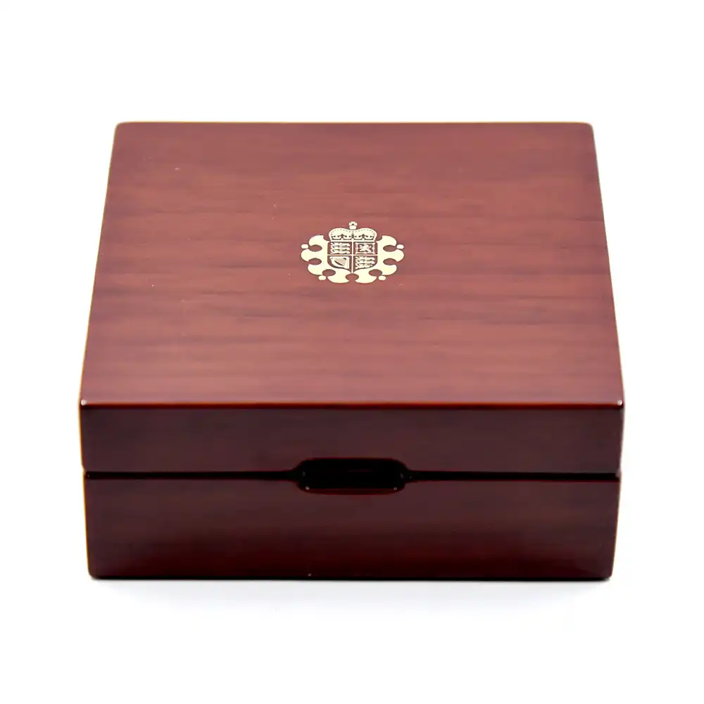 モダンコイン8：1714 2020 エリザベス2世 スリーグレーセス 200ポンド2オンス金貨 ファーストリリース NGC PF70UC 箱付き