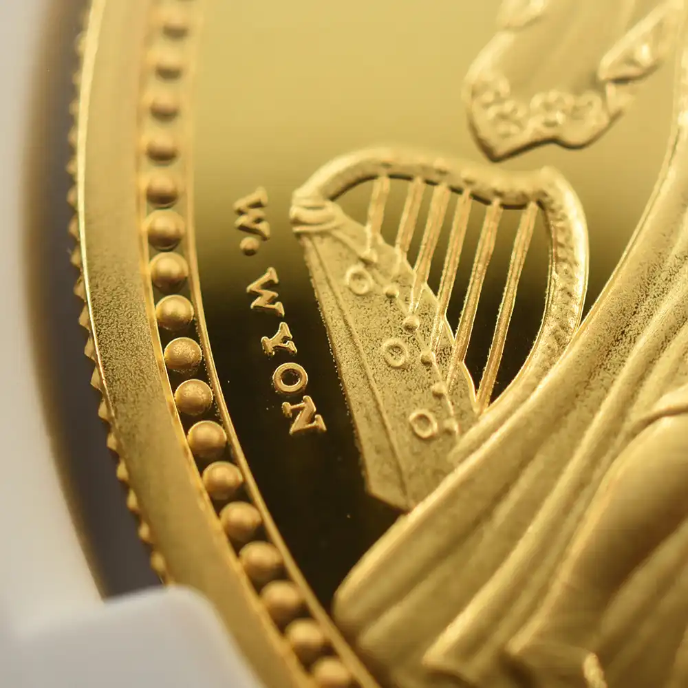 モダンコイン11：1714 2020 エリザベス2世 スリーグレーセス 200ポンド2オンス金貨 ファーストリリース NGC PF70UC 箱付き