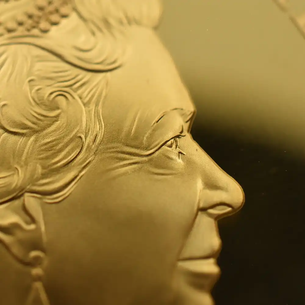 モダンコイン14：1714 2020 エリザベス2世 スリーグレーセス 200ポンド2オンス金貨 ファーストリリース NGC PF70UC 箱付き