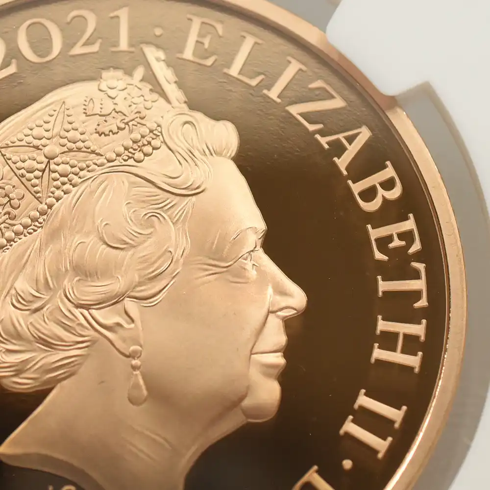 モダンコイン14：2150 2021 エリザベス2世 女王生誕95周年記念 5ポンド金貨 NGC PF70UC 箱付き