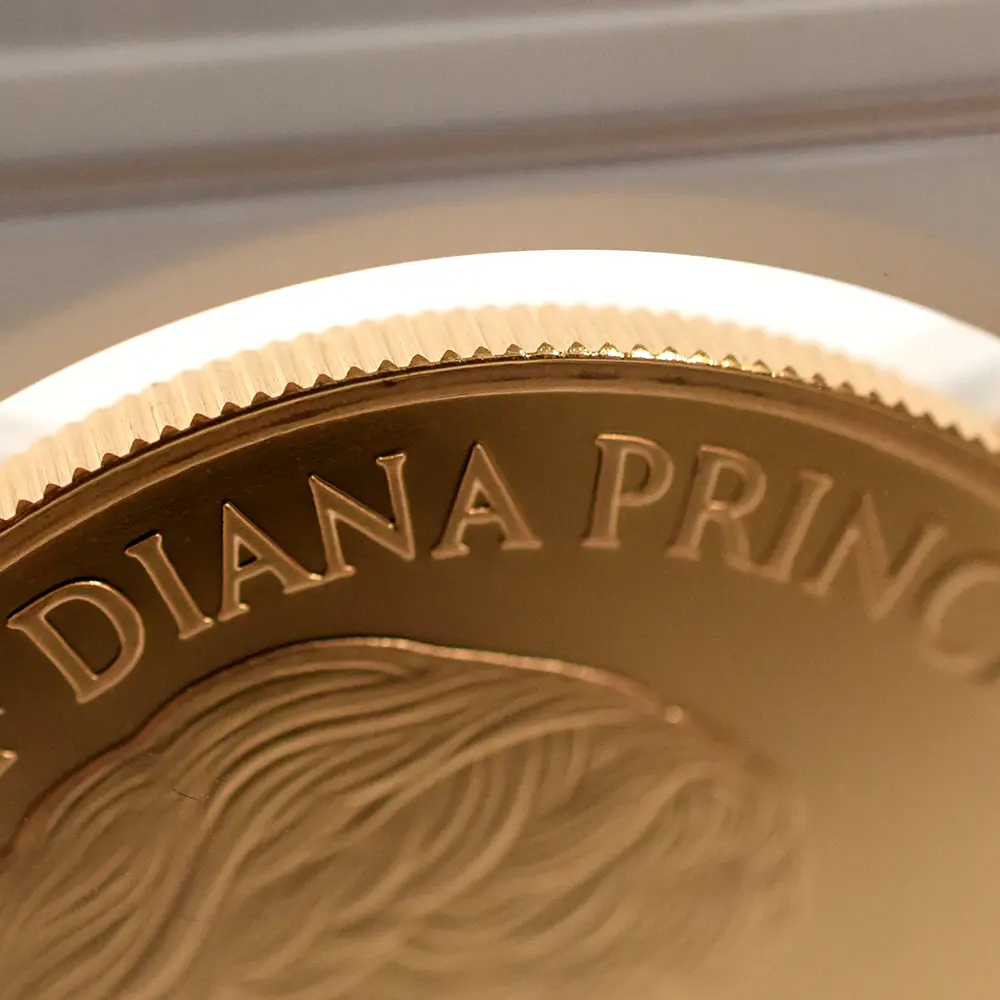 モダンコイン12:6404 1999 エリザベス2世 ダイアナ妃追悼記念 5ポンド金貨 NGC PF68UC