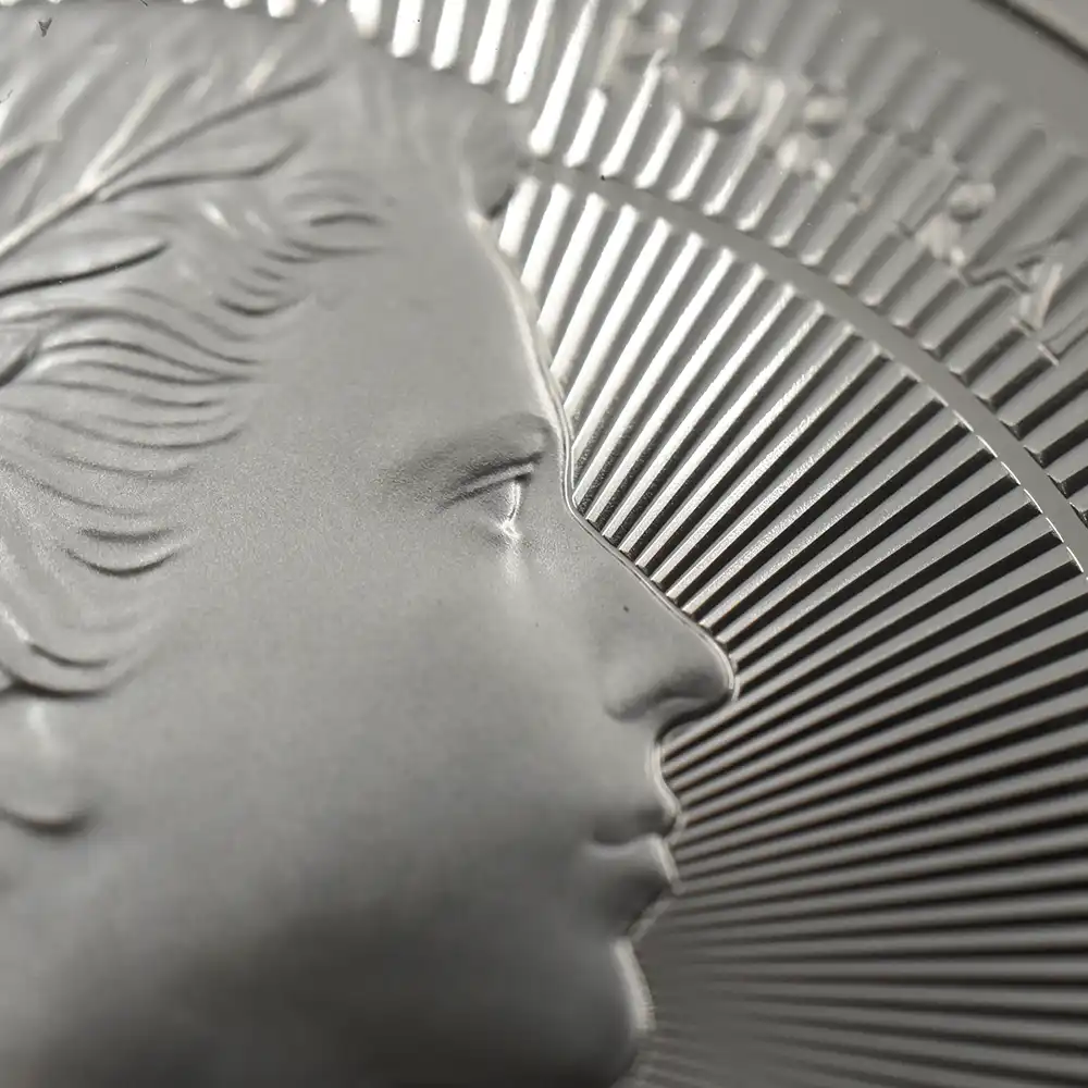 モダンコイン6:6201 2026 チャールズ3世 エリザベス2世のコイン肖像シリーズ 第一弾 ヤングヤングエリザベス 5ポンドプルーフ銀貨 未鑑定 箱付き