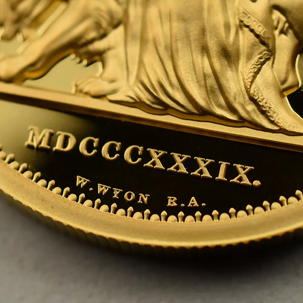 モダンコイン6:6394 オルダニー島 2025 チャールズ3世 ウナ&ライオン ウルトラハイレリーフ 1オンスプルーフ金貨 発行即日鑑定品 NGC PF70UC 箱付き【ご予約承り品】納期約1~2か月