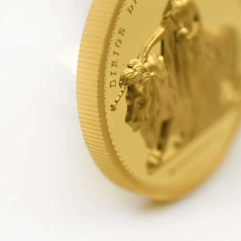 モダンコイン9:6394 オルダニー島 2025 チャールズ3世 ウナ&ライオン ウルトラハイレリーフ 1オンスプルーフ金貨 発行即日鑑定品 NGC PF70UC 箱付き【ご予約承り品】納期約1~2か月