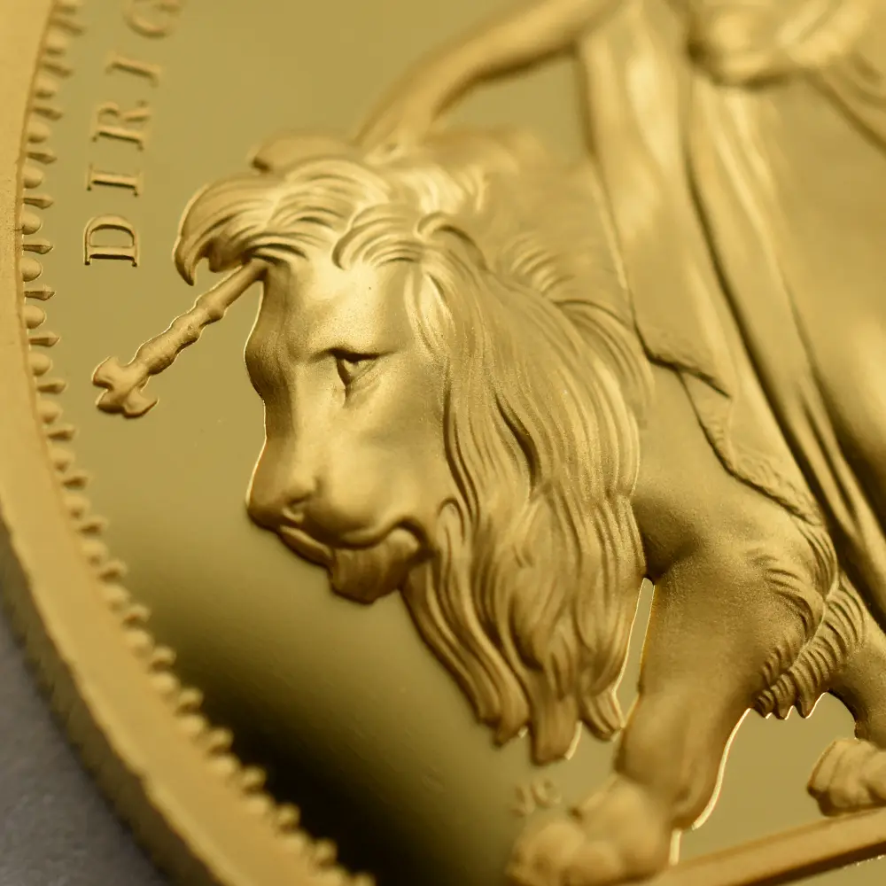 モダンコイン8:6396 オルダニー島 2025 チャールズ3世 ウナ&ライオン ウルトラハイレリーフ 500ポンド5オンスプルーフ金貨 発行即日鑑定品 NGC PF70UC 箱付き