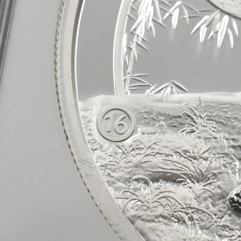 地金型10:6443 中国 2015-2019 パンダ 中秋節 2オンス銀メダル 5枚セット 未鑑定【5枚】 (コインケース付き)