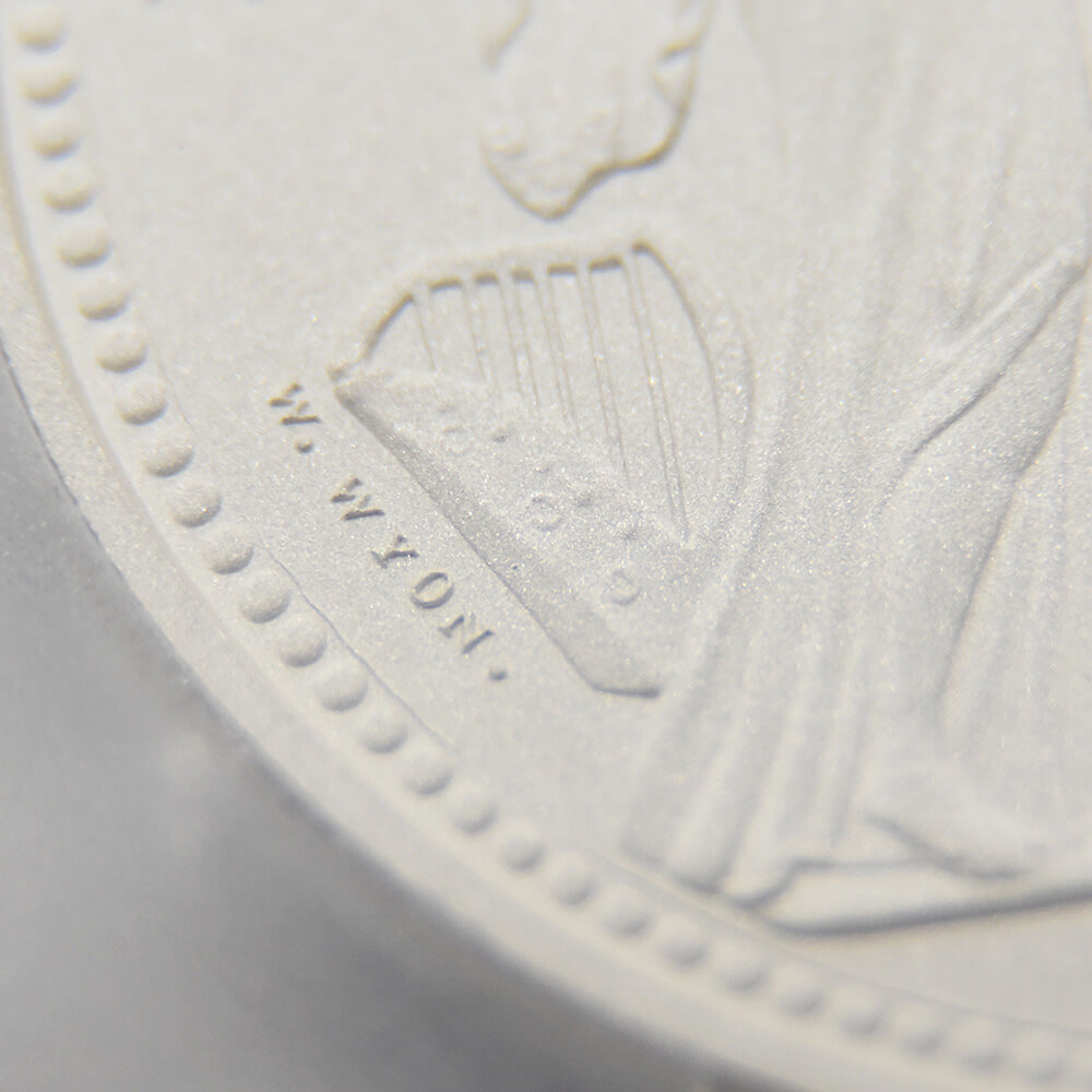 モダンコイン11：6472 オルダニー島 2020 エリザベス2世 スリーグレーセス 5ポンド2オンス銀貨 マットプルーフ仕上げ ファーストストライク PCGS PR70 箱付き