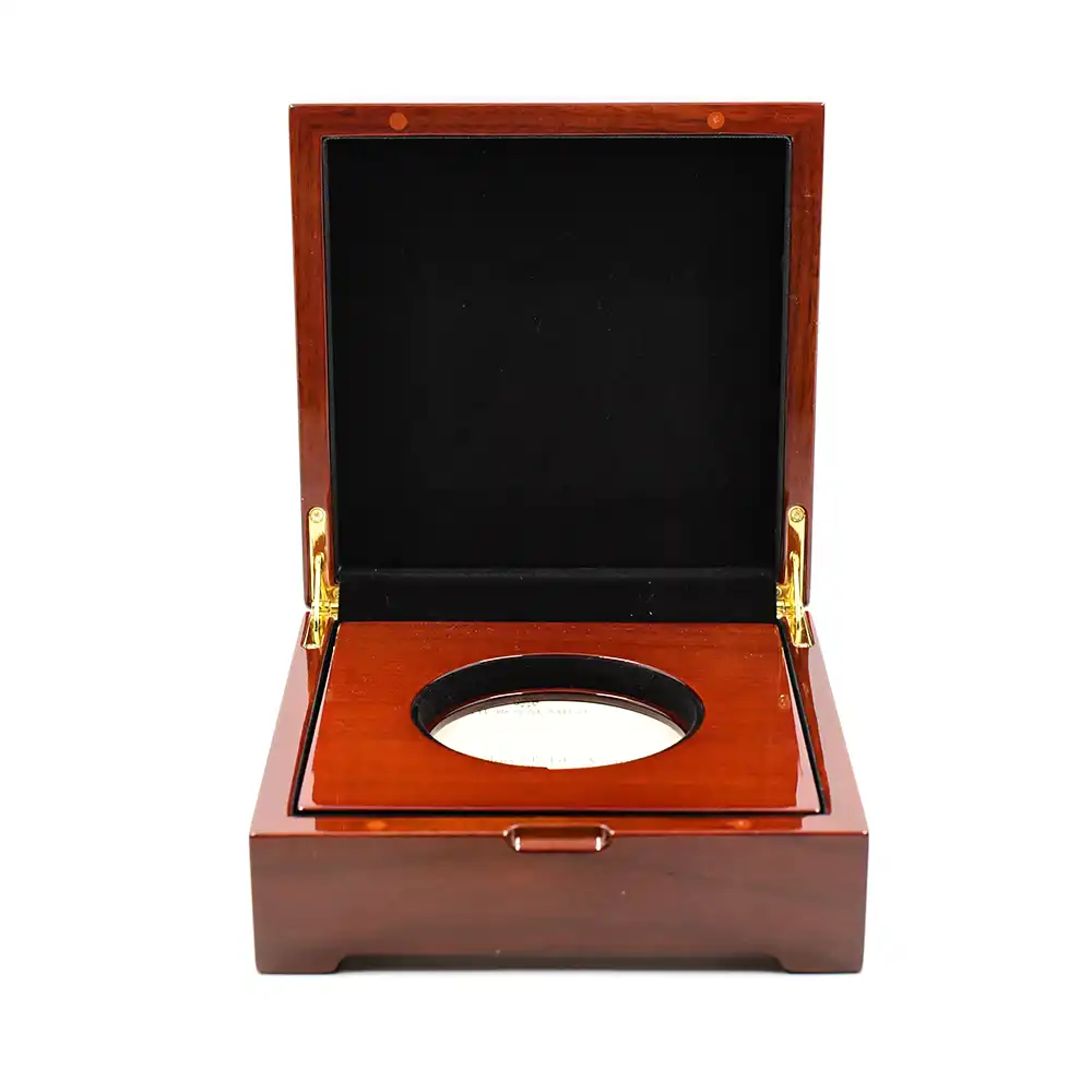 モダンコイン7：6536 2025 チャールズ3世 ワーテルロー・メダル - 勝利 500ポンド5オンス金貨 発行即日鑑定品 NGC PF70UC 箱付き（シリアルナンバー：01）