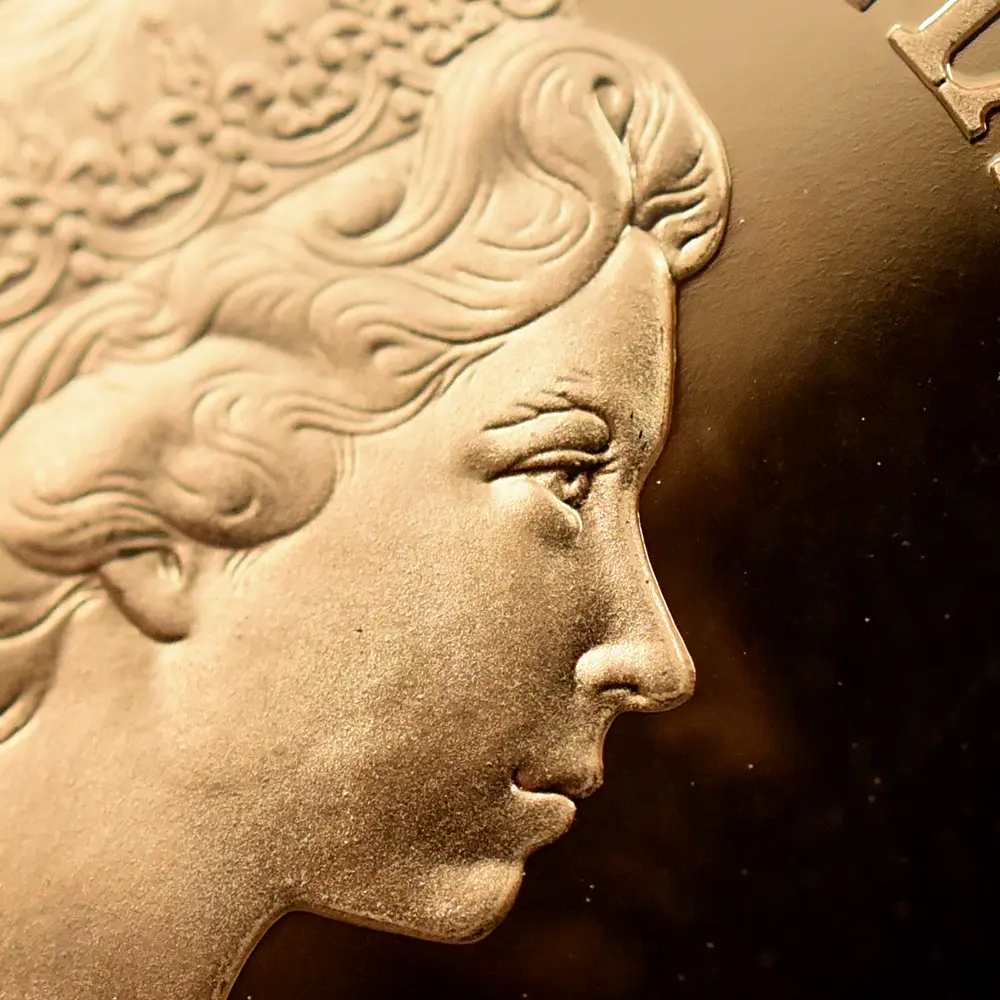 モダンコイン7:6545 1983 エリザベス2世 ヤングエリザベス 聖ジョージ竜退治 2ポンド・1・1/2ソブリン金貨 PCGS PR69-70DC S-SB1 箱付き