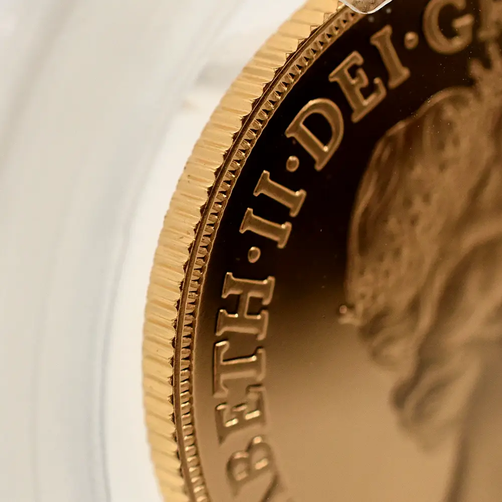 モダンコイン13:6545 1983 エリザベス2世 ヤングエリザベス 聖ジョージ竜退治 2ポンド・1・1/2ソブリン金貨 PCGS PR69-70DC S-SB1 箱付き