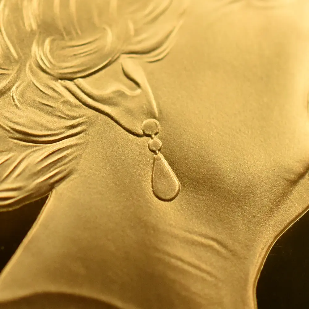 モダンコイン15：6546 2020 エリザベス2世 007 ジェームズ・ボンド 第1貨 100ポンド1オンス金貨 NGC PF70UC 箱付き