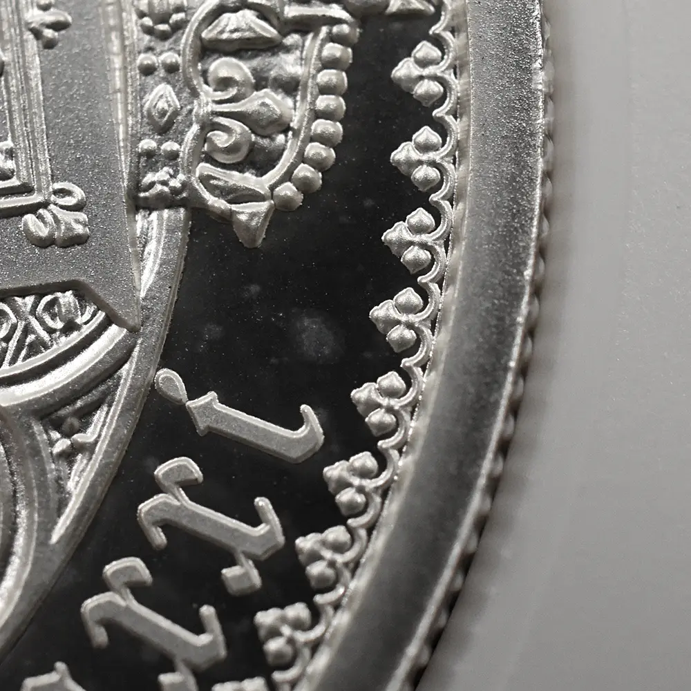 モダンコイン8：6547 2021 エリザベス2世 ゴチッククラウン・リバースシールド 5ポンド2オンス銀貨 PF69UC