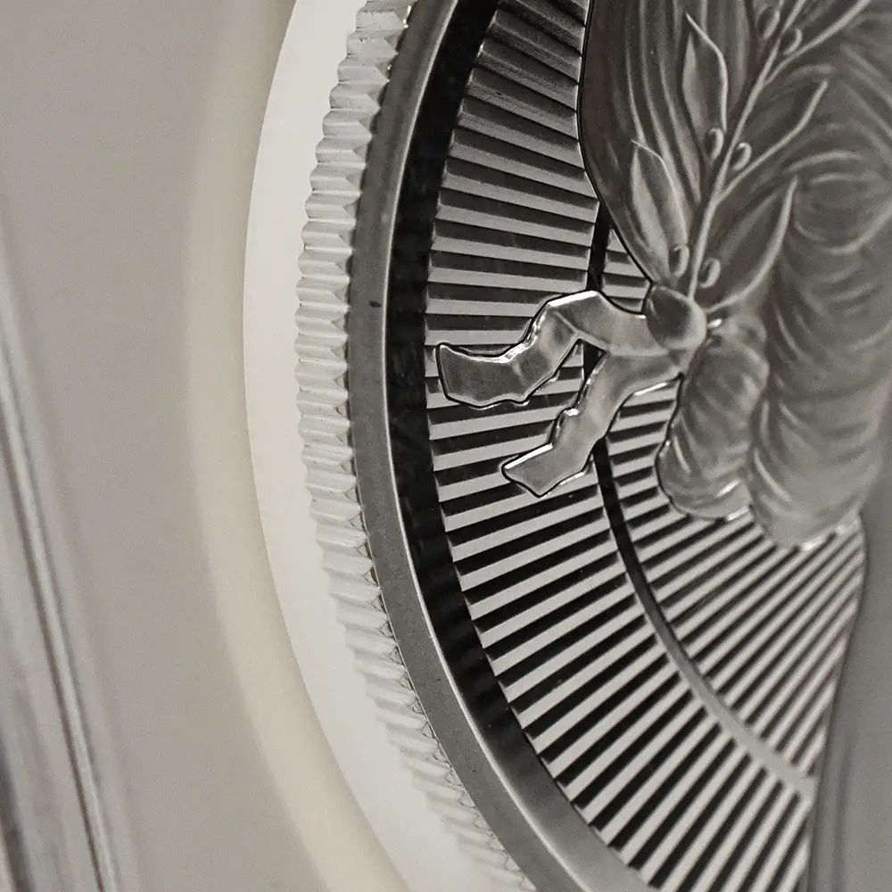 モダンコイン17：6473 2026 チャールズ3世 エリザベス2世のコイン肖像シリーズ 第一弾 ヤングヤングエリザベス 5ポンド銀貨 発行即日鑑定品 NGC PF70UC 箱付き