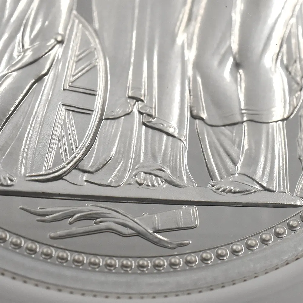 モダンコイン9：6554 2020 エリザベス2世 スリーグレーセス 5ポンド2オンス銀貨 ファーストリリース NGC PF70UC 箱付き