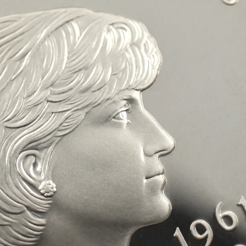 モダンコイン7:6557 1999 エリザベス2世 ダイアナ妃追悼記念 5ポンド銀貨 NGC PF69UC