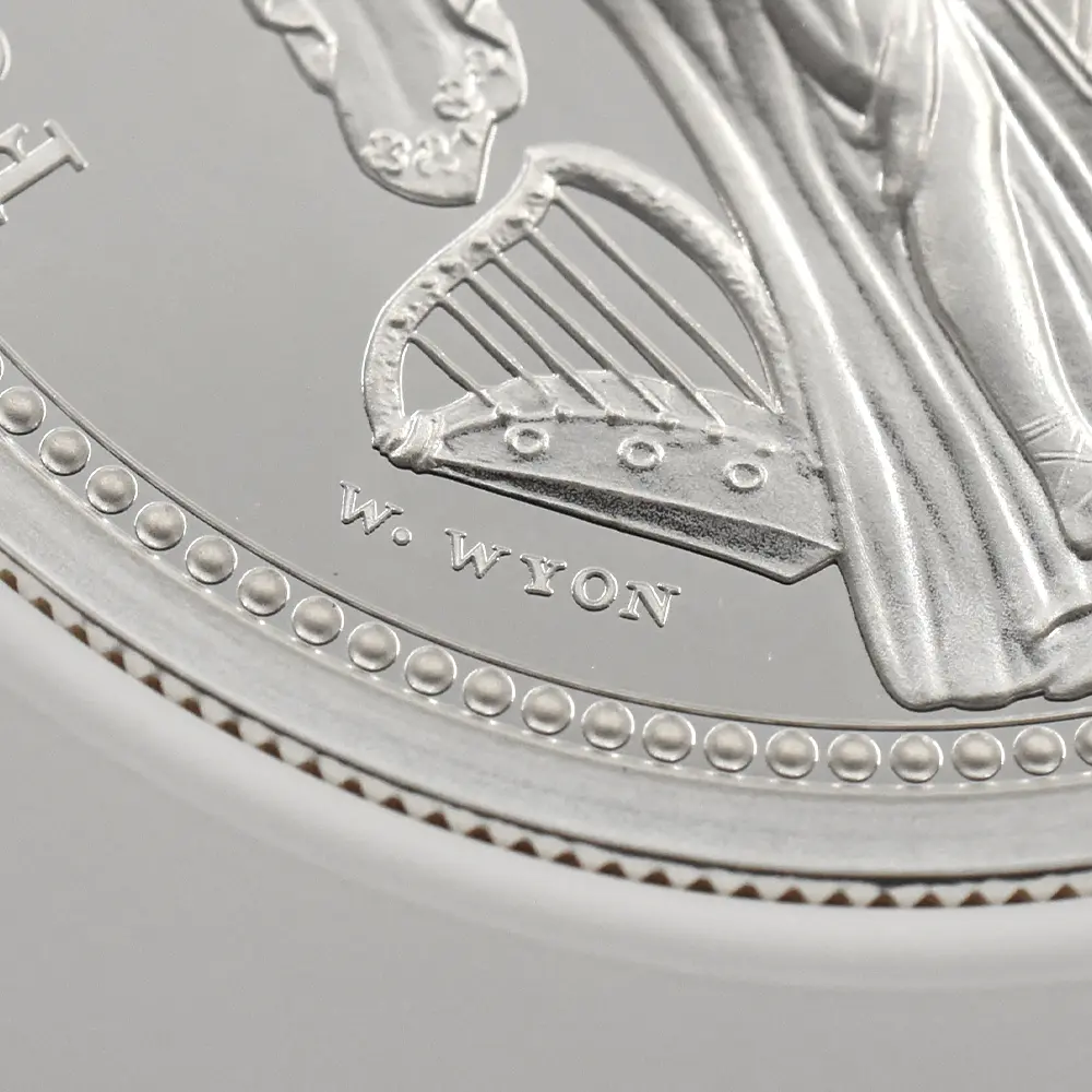 モダンコイン11:6564 2020 エリザベス2世 スリーグレーセス 5ポンド2オンス銀貨 発行即日鑑定品 NGC PF70UC 箱付き