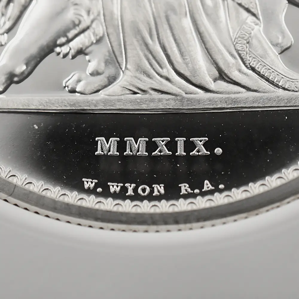 モダンコイン9：6572 2019 エリザベス2世 ウナ＆ライオン 5ポンド2オンス銀貨 NGC PF69UC