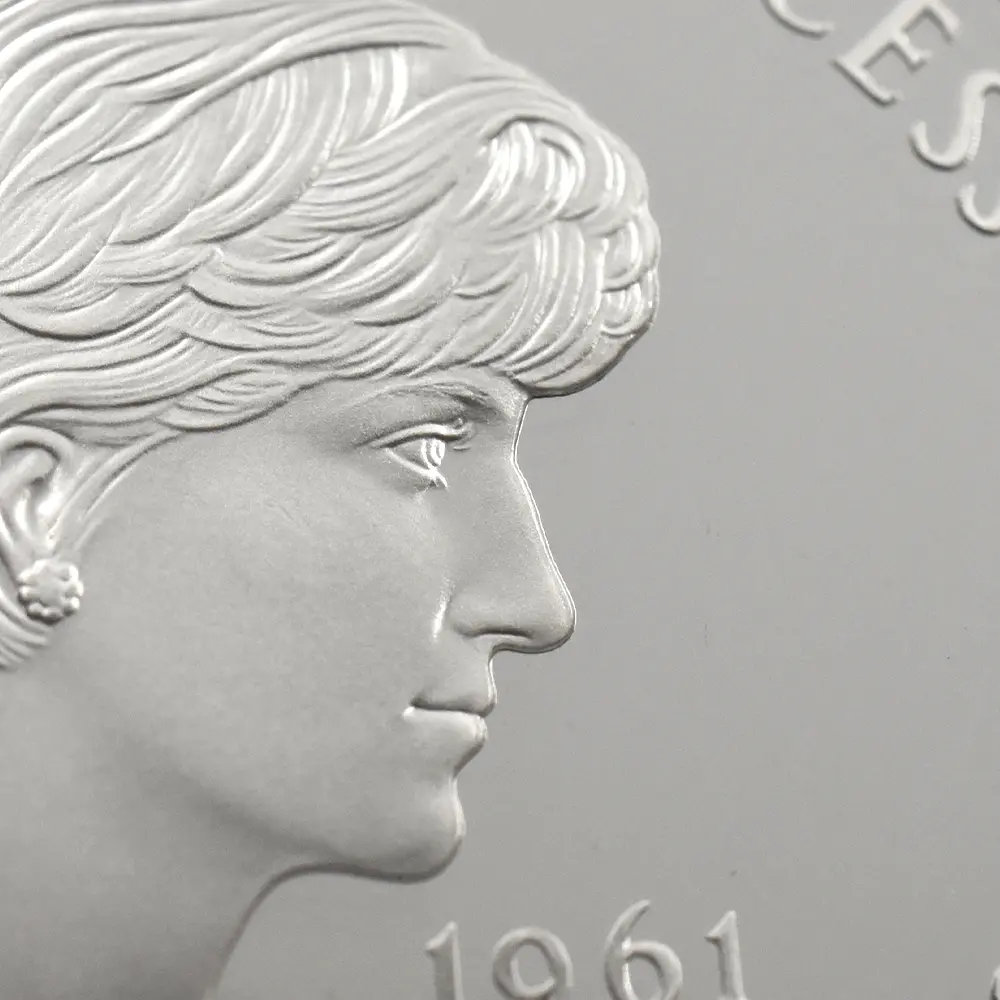 モダンコイン12：6568 1999 エリザベス2世 ダイアナ妃追悼記念 5ポンド銀貨 NGC PF69UC