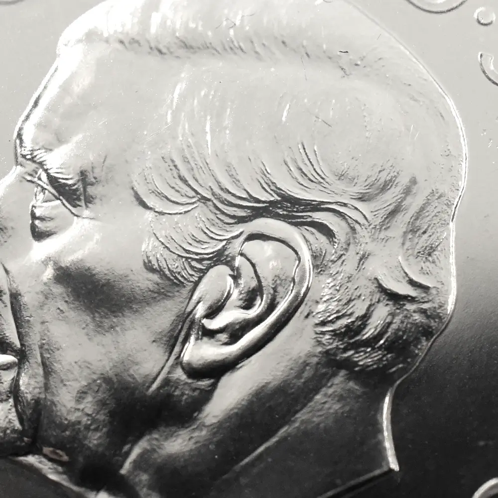 モダンコイン10：6427 2026 チャールズ3世 エリザベス2世のコイン肖像シリーズ 第二弾 ヤングエリザベス 5ポンドBU白銅貨 未鑑定 パッケージ付き