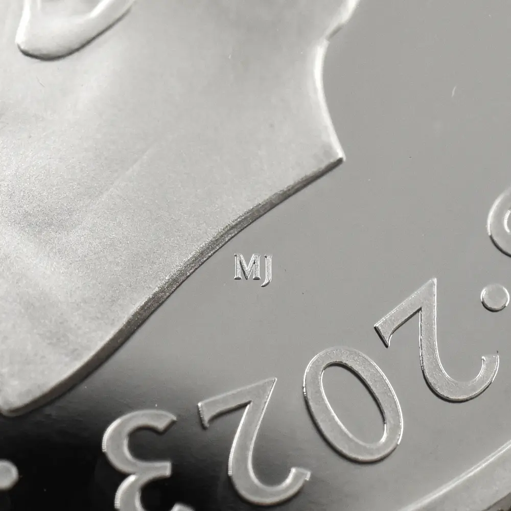 モダンコイン15：6605 2023 チャールズ3世 「第1肖像」発行記念 2ポンド1オンス銀貨2枚セット マーティン・ジェニングス氏直筆サイン入り NGC PF70UC 箱付き