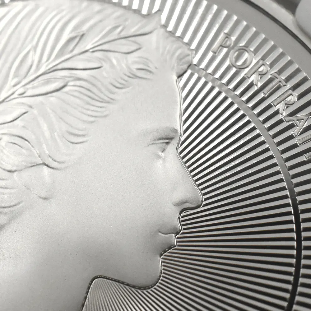 モダンコイン10:6619 2026 チャールズ3世 エリザベス2世のコイン肖像シリーズ 第一弾 ヤングヤングエリザベス 5ポンド銀貨 発行即日鑑定品 NGC PF69UC 箱付き