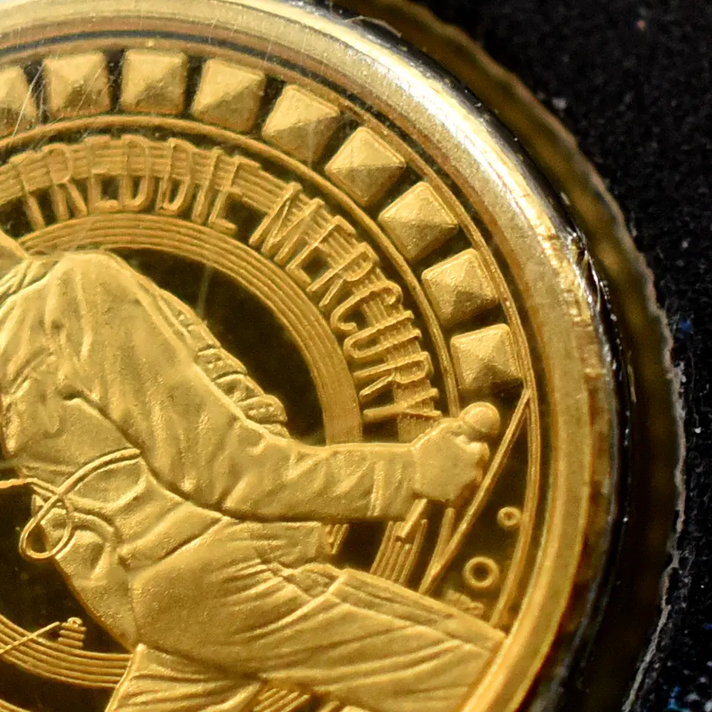 モダンコイン7:6532 2025 チャールズ3世 ミュージックレジェンド第12弾 フレディ・マーキュリー 50ペンス1/40オンスプルーフ金貨 未鑑定 ブリスターパック付き